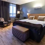 ホテル スカンディック シティ 4*