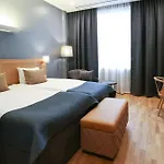 スカンディック シティ 4*