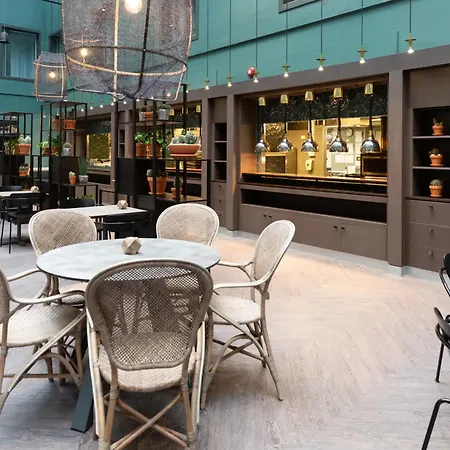 호텔 스칸딕 시티 4*