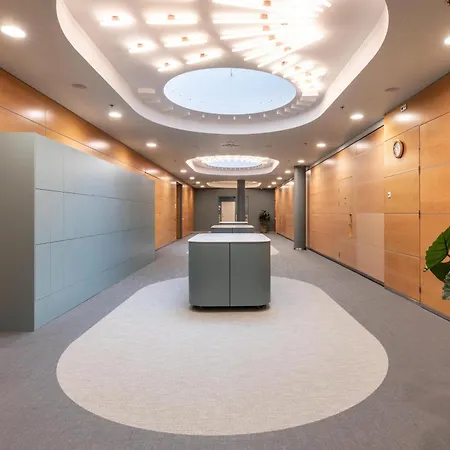 호텔 스칸딕 시티 4*